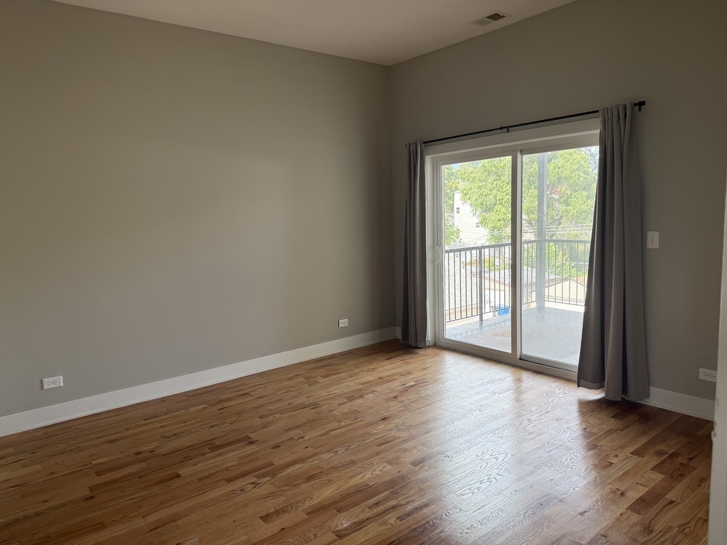 1629 N Spaulding Avenue - Photo 5