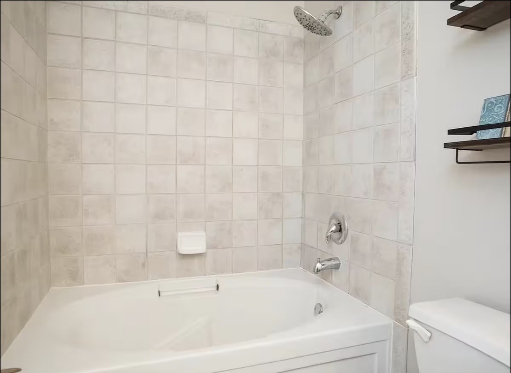 2001 S Calumet Avenue - Photo 18