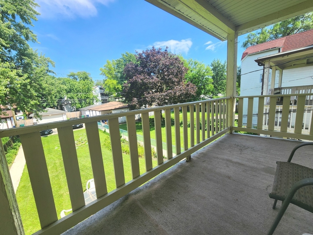 1018 S Maple Avenue - Photo 11