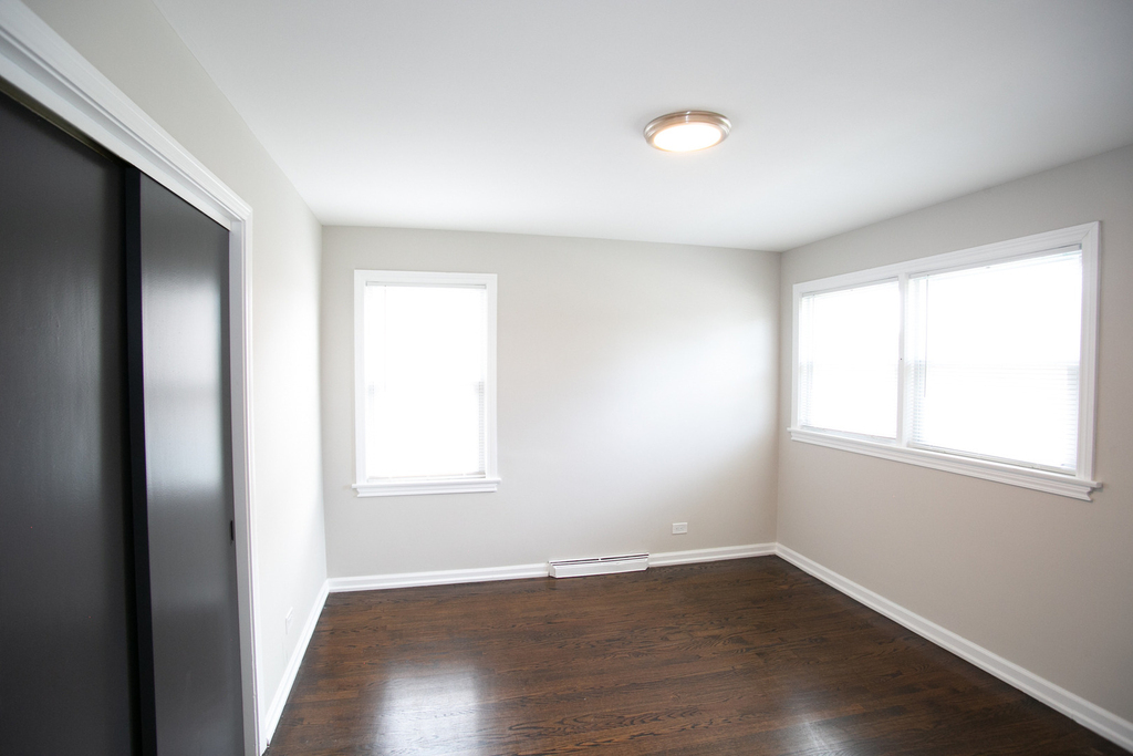 8837 S Talman Avenue - Photo 8