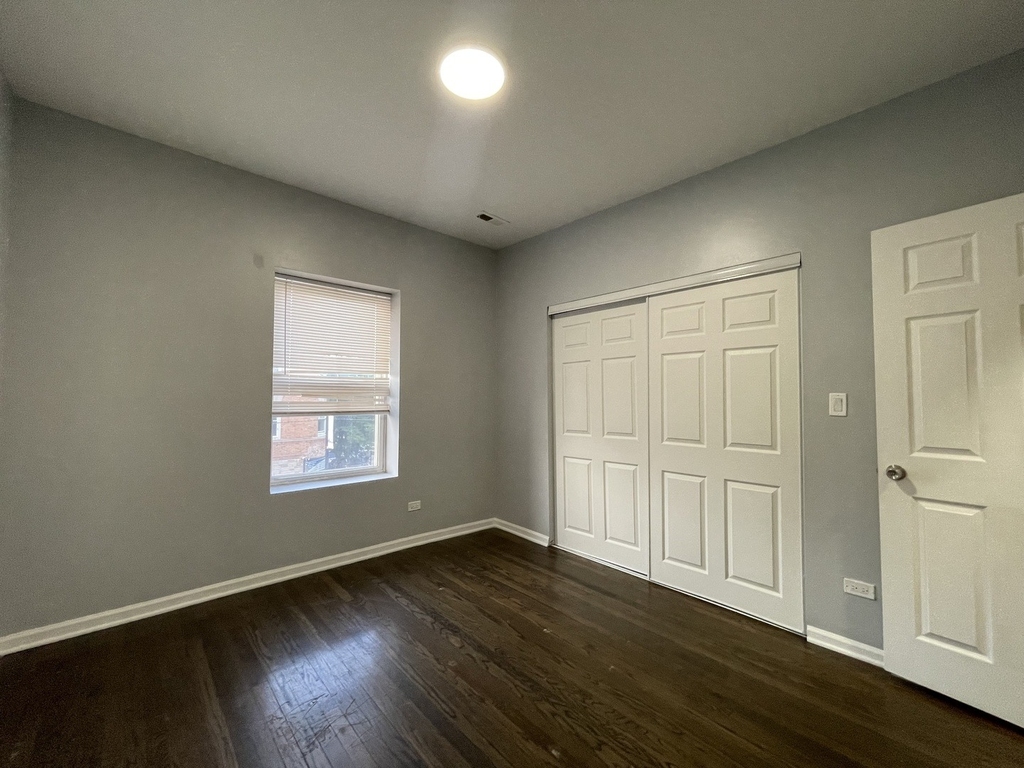 3935 W Division Street - Photo 2