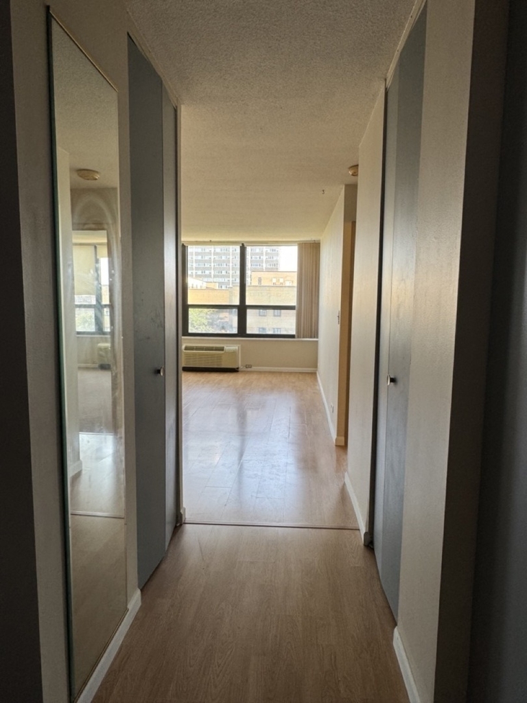 5100 N Marine Drive - Photo 5