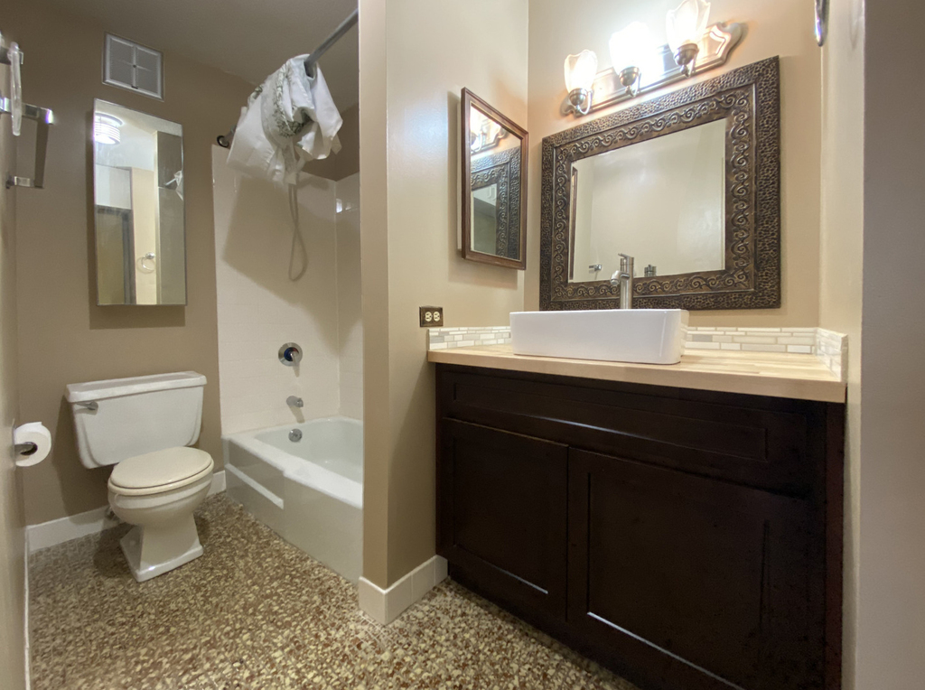 5100 N Marine Drive - Photo 16