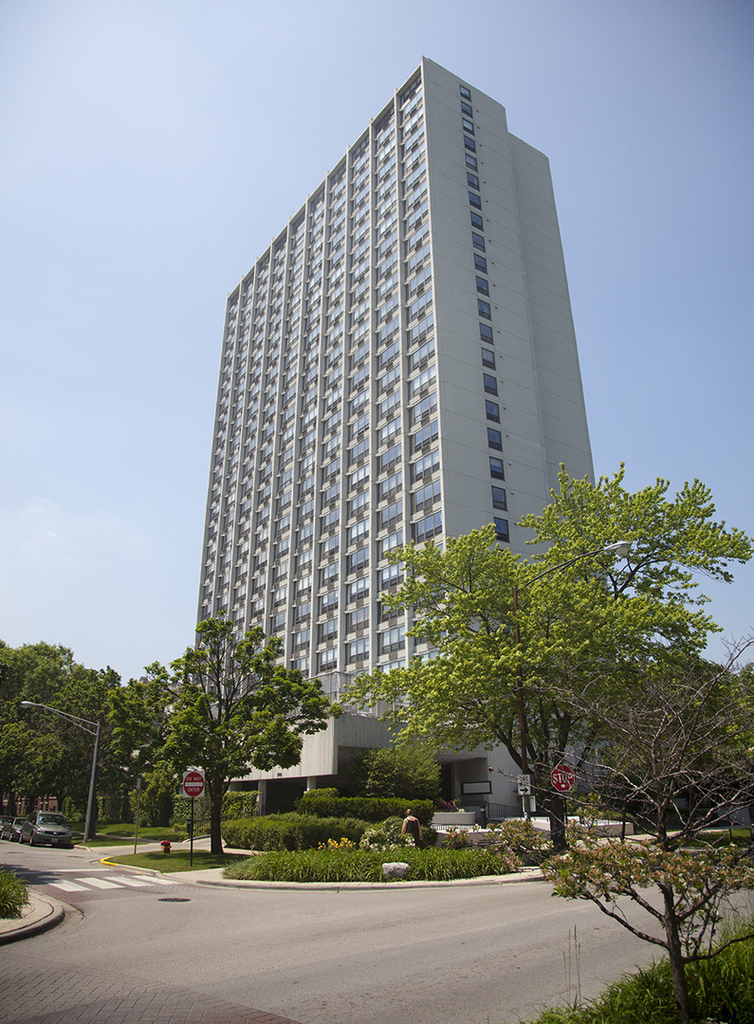 5100 N Marine Drive - Photo 0