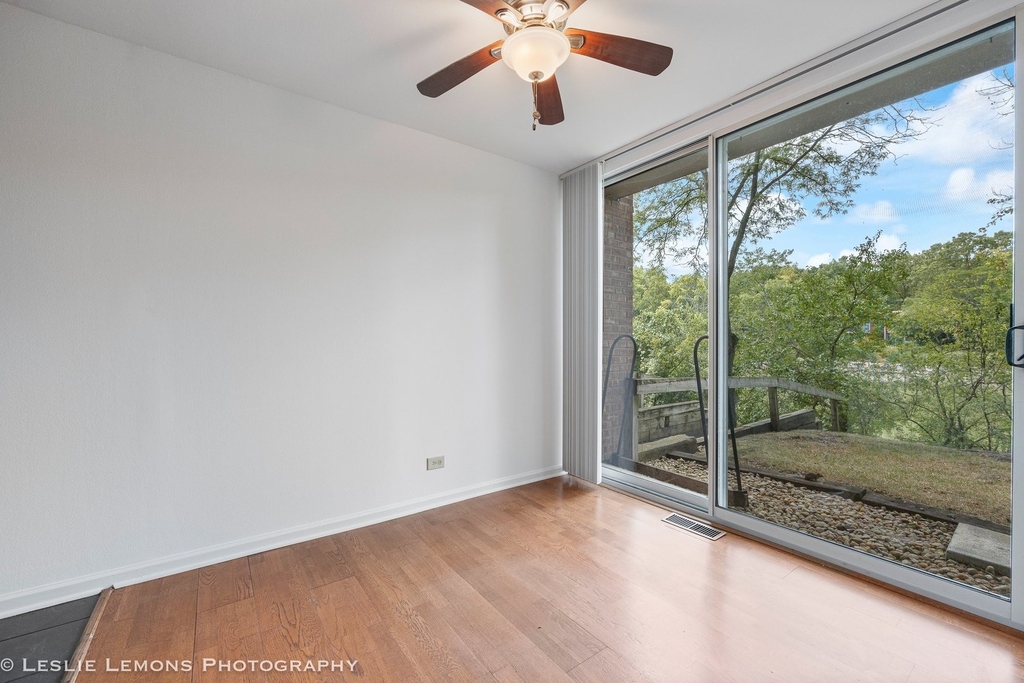 6004 E Lake Drive - Photo 5