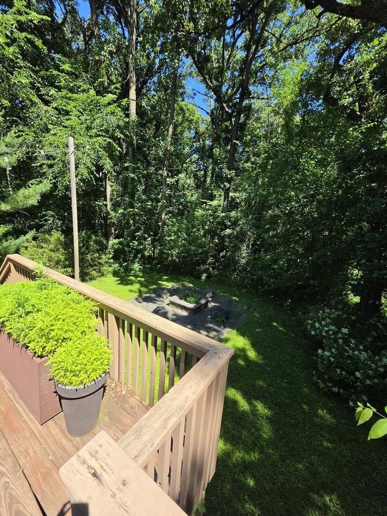 7618 Catalpa Drive - Photo 7