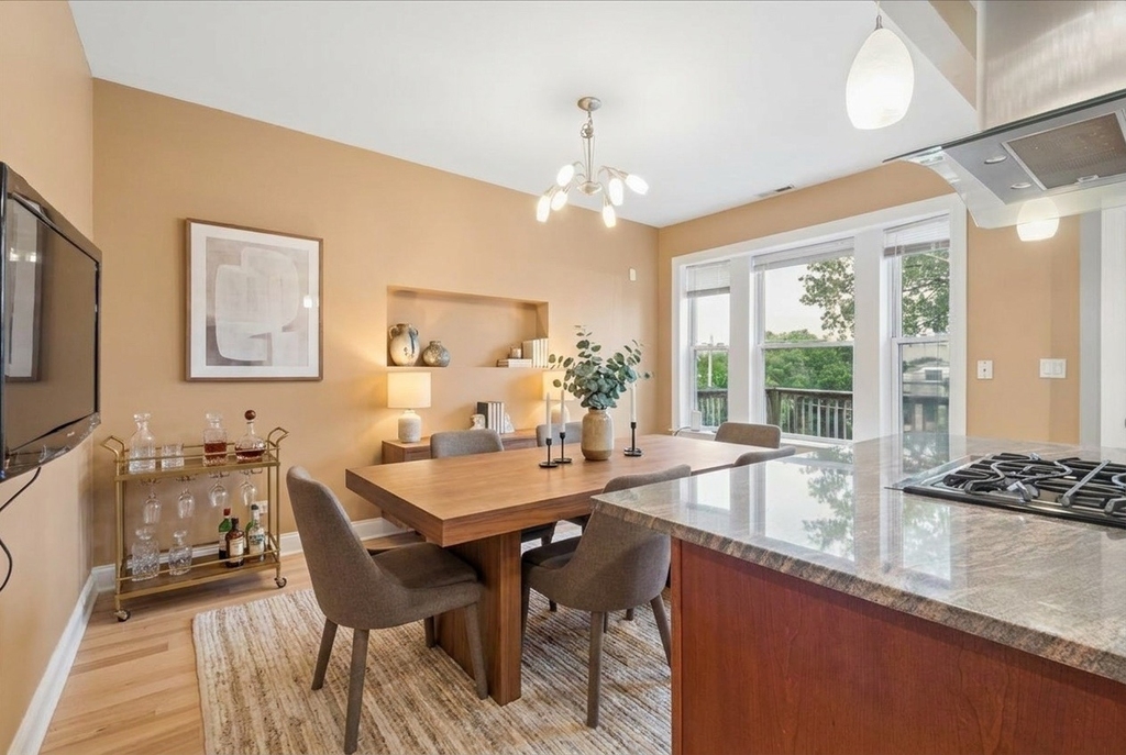 4220 S Champlain Avenue - Photo 8