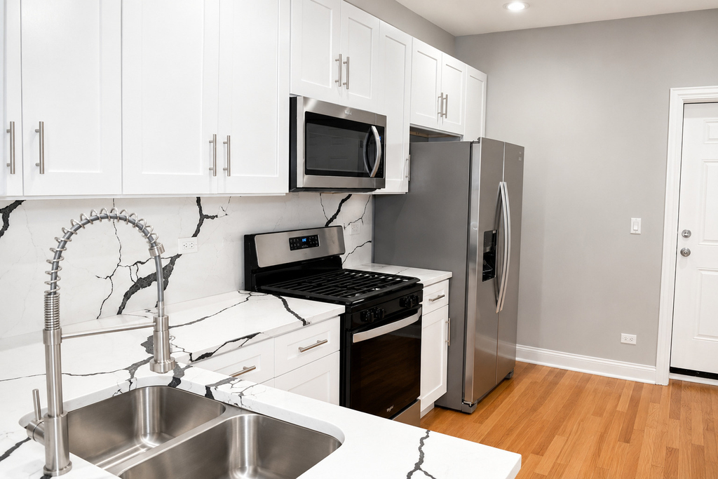 10919 S King Drive - Photo 2