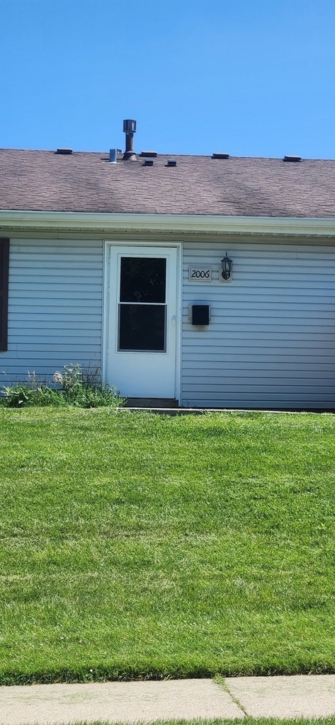 2006 Hastings Drive - Photo 0