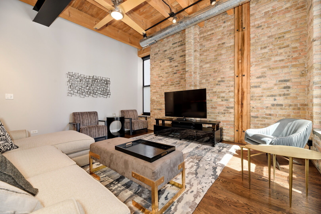 154 W Hubbard Street - Photo 5