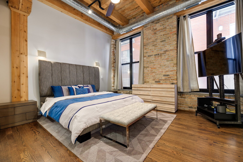 154 W Hubbard Street - Photo 16