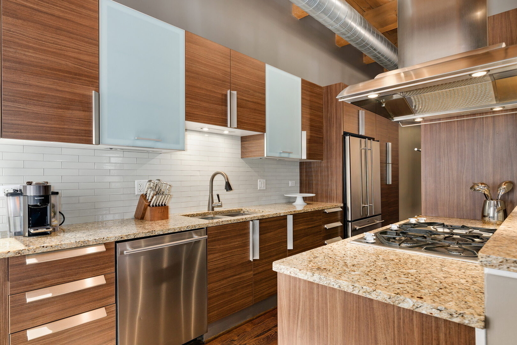 154 W Hubbard Street - Photo 10