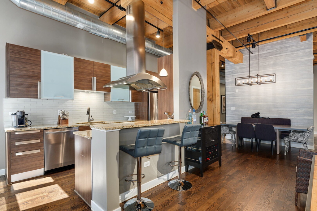 154 W Hubbard Street - Photo 9