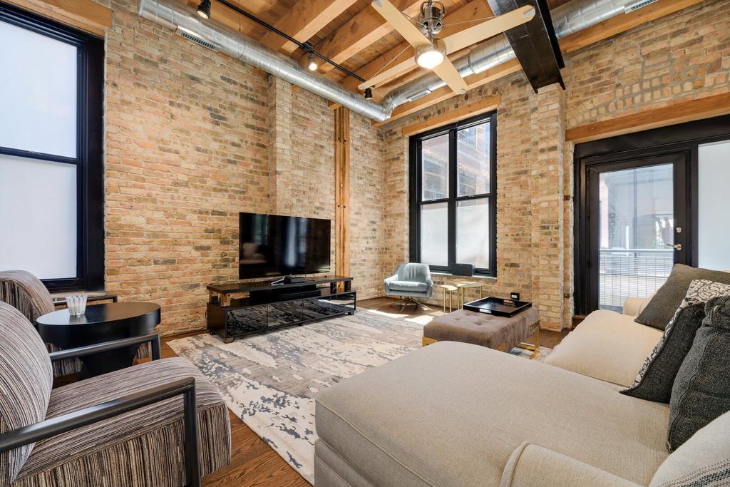 154 W Hubbard Street - Photo 15