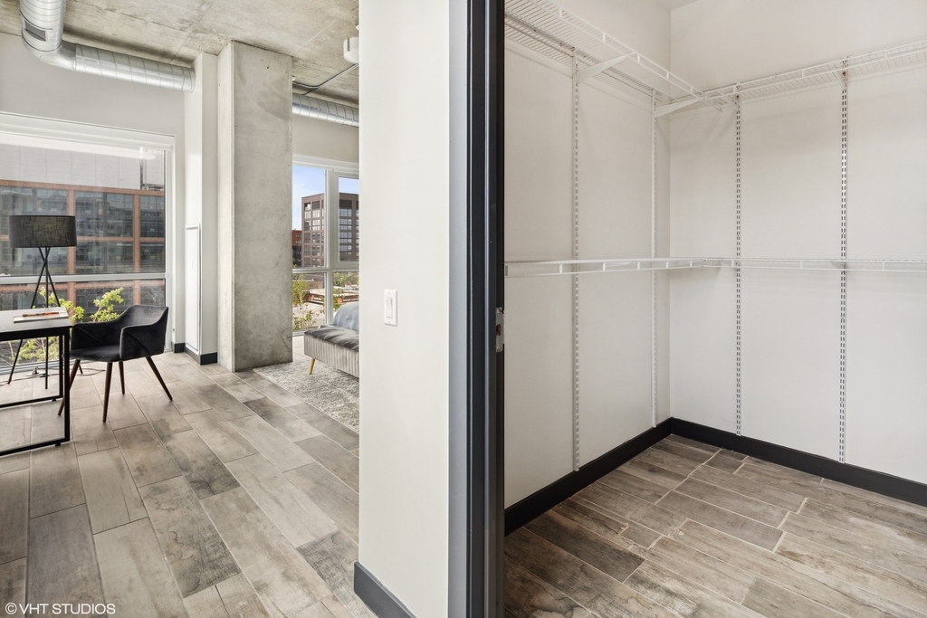 171 N Aberdeen Street - Photo 18