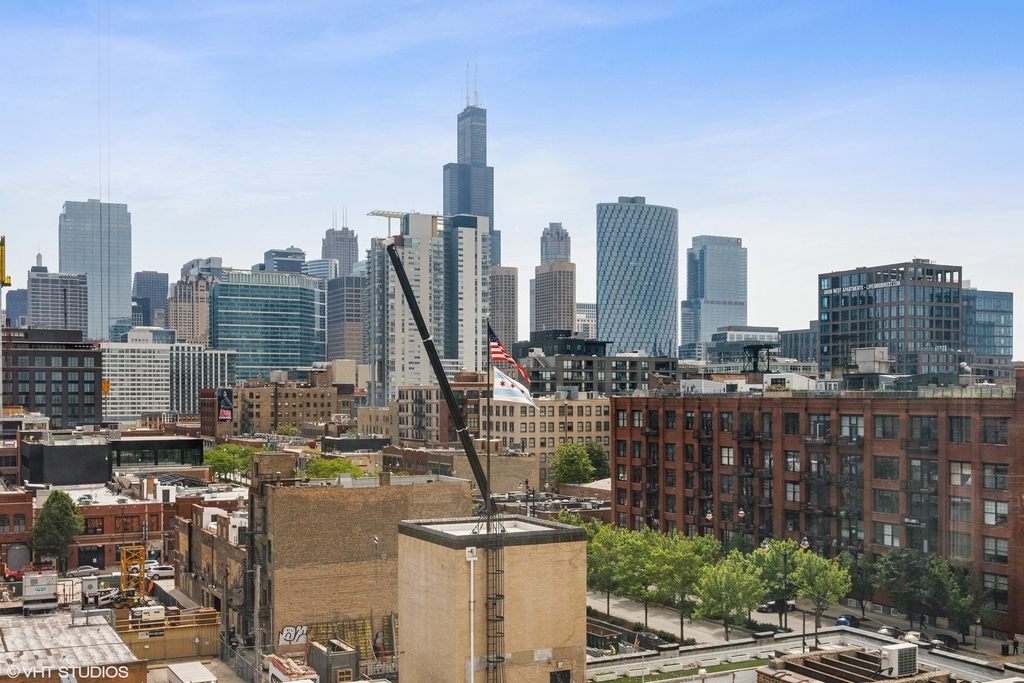 171 N Aberdeen Street - Photo 19