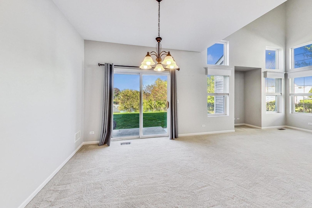 3211 S Ronan Drive - Photo 5