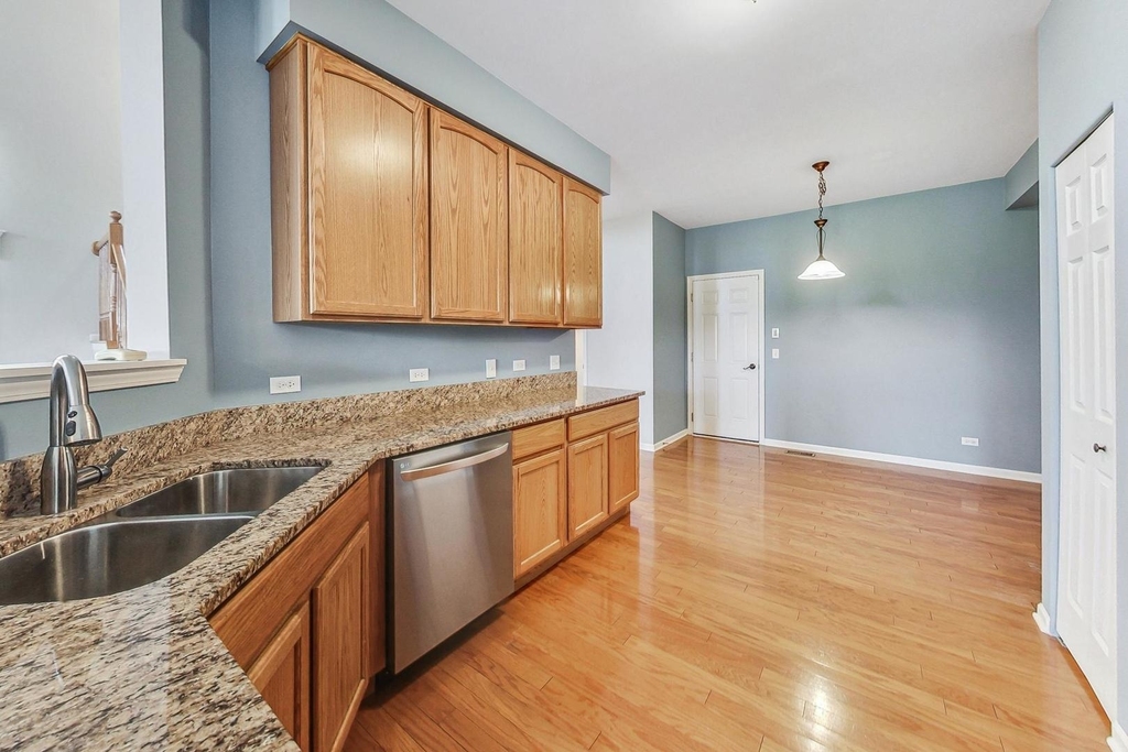 3211 S Ronan Drive - Photo 9