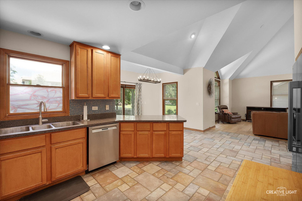 24456 Tufton Street - Photo 9