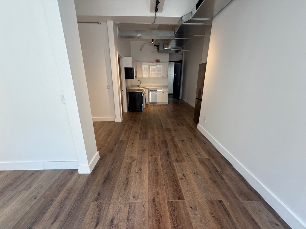 255 West 36th Street - Photo 3