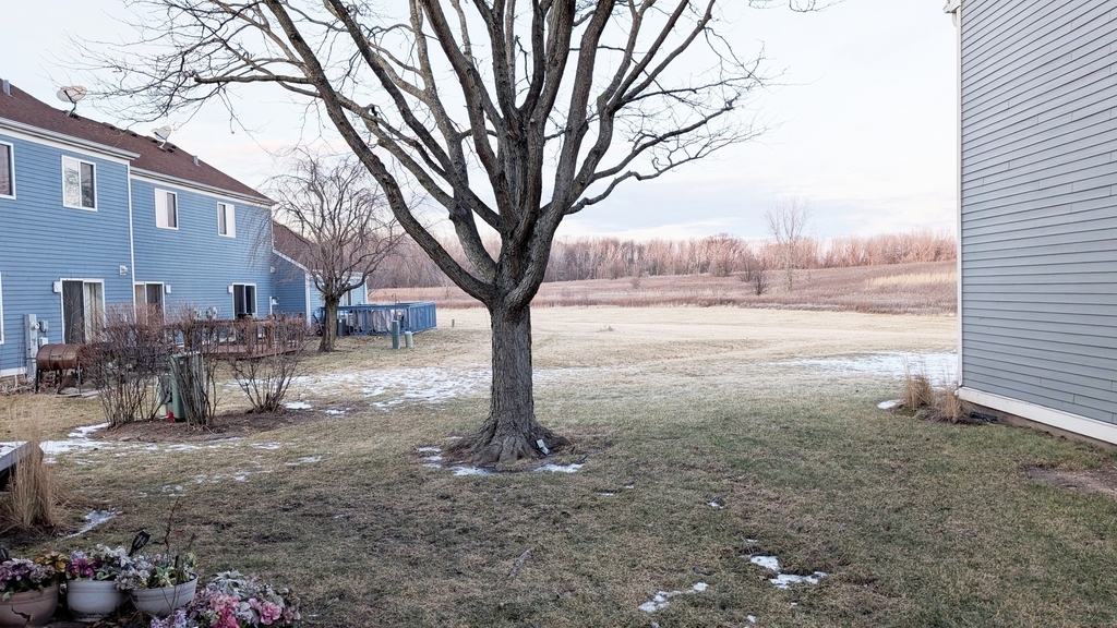 2716 Yorkshire Court - Photo 12