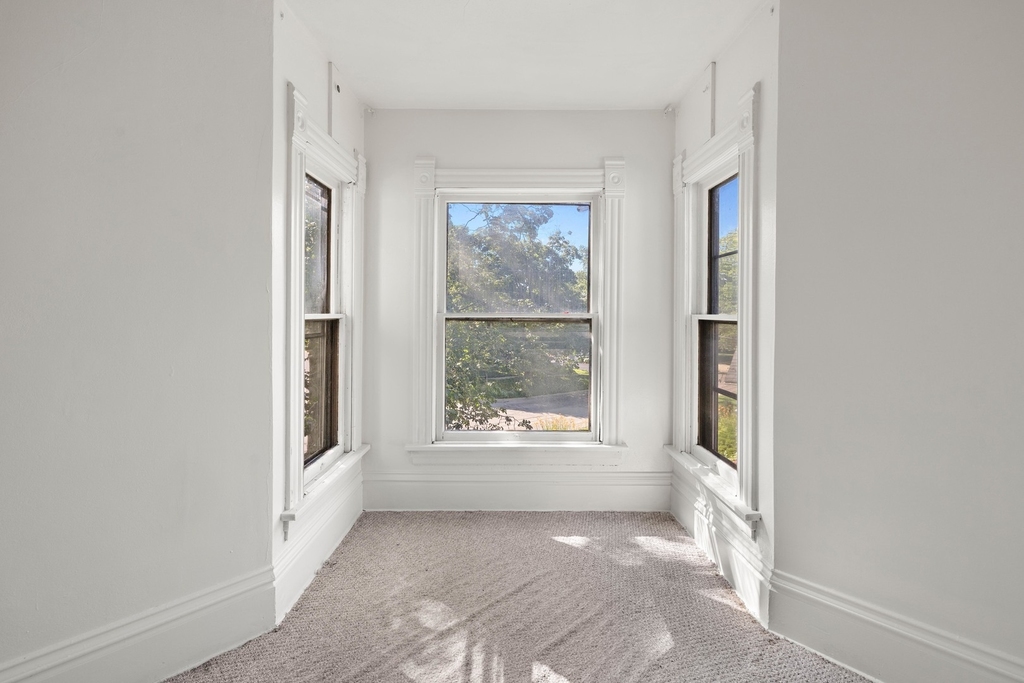 601 S Jefferson Street - Photo 9