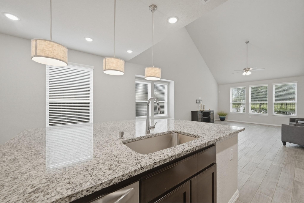 10602 Wagner Street - Photo 12
