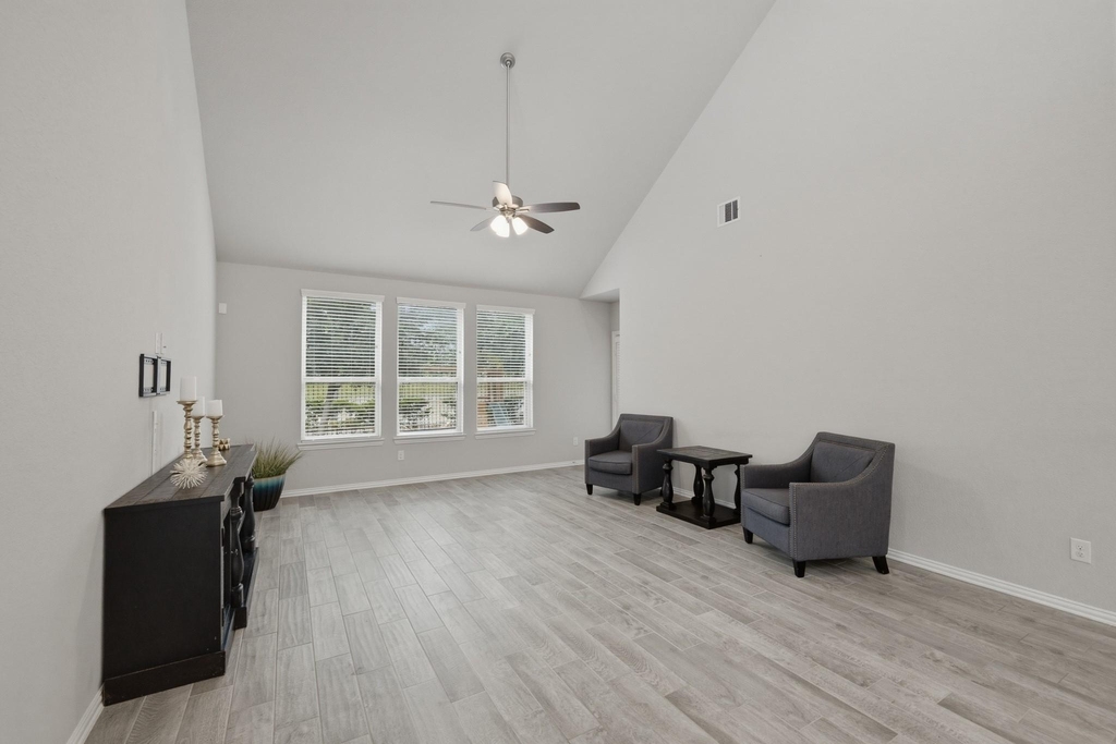 10602 Wagner Street - Photo 4