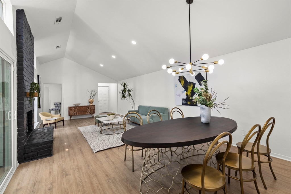 2019 Wilcrest Drive - Photo 4