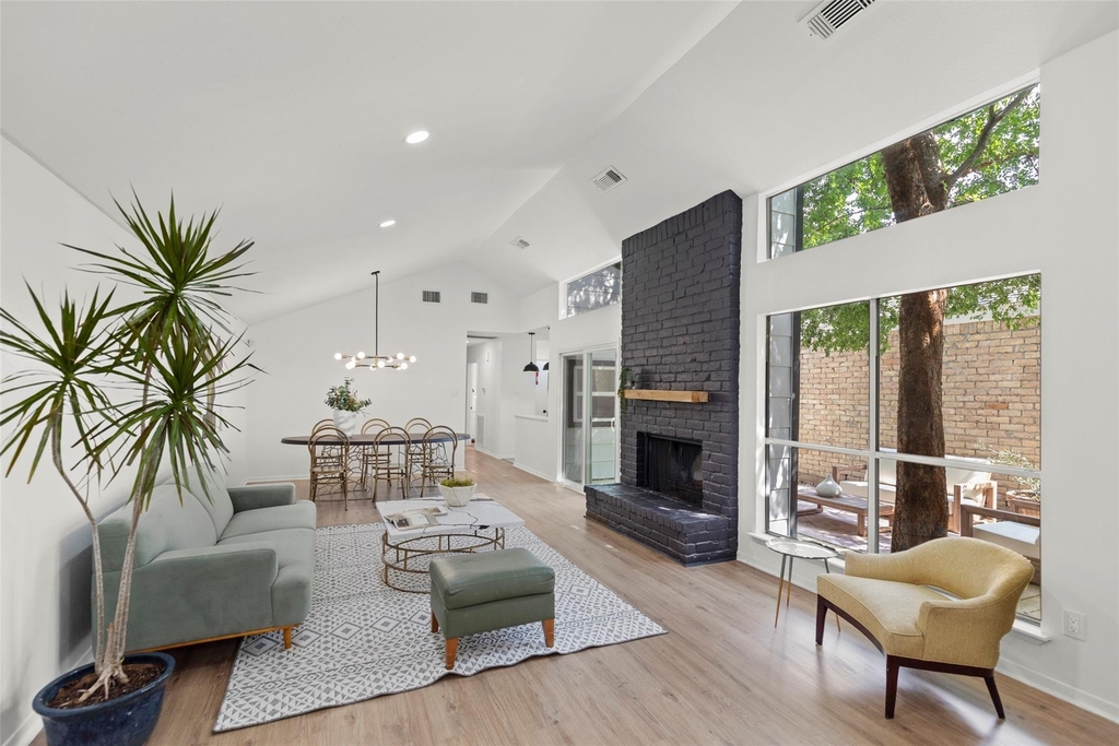 2019 Wilcrest Drive - Photo 0