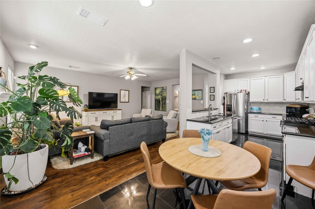 3711 Hill Family Lane - Photo 7