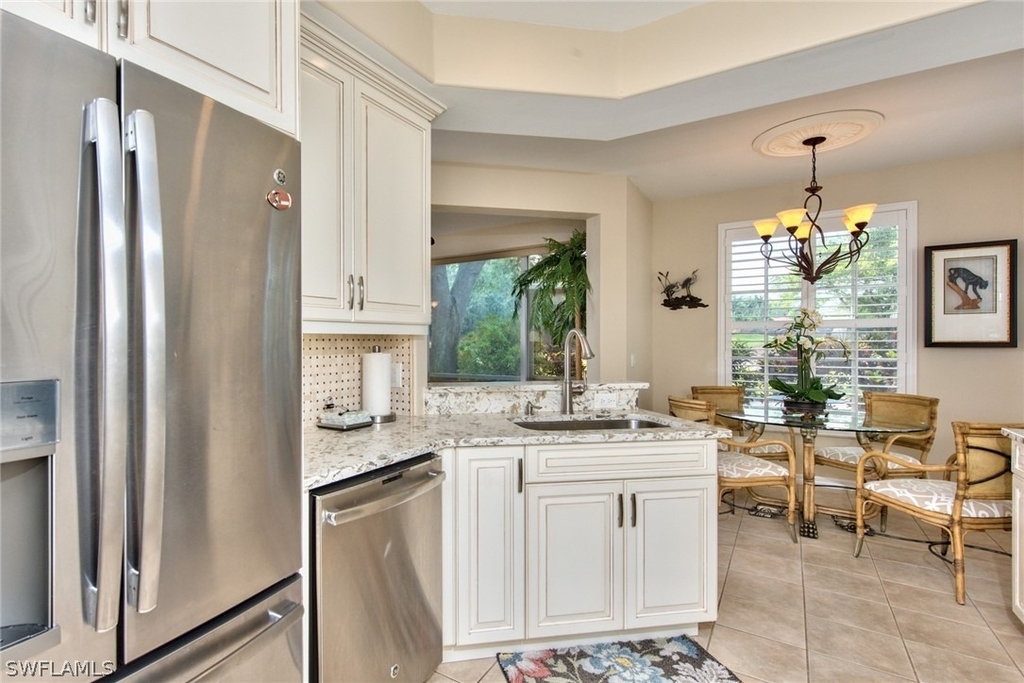 2190 Arielle Drive - Photo 6