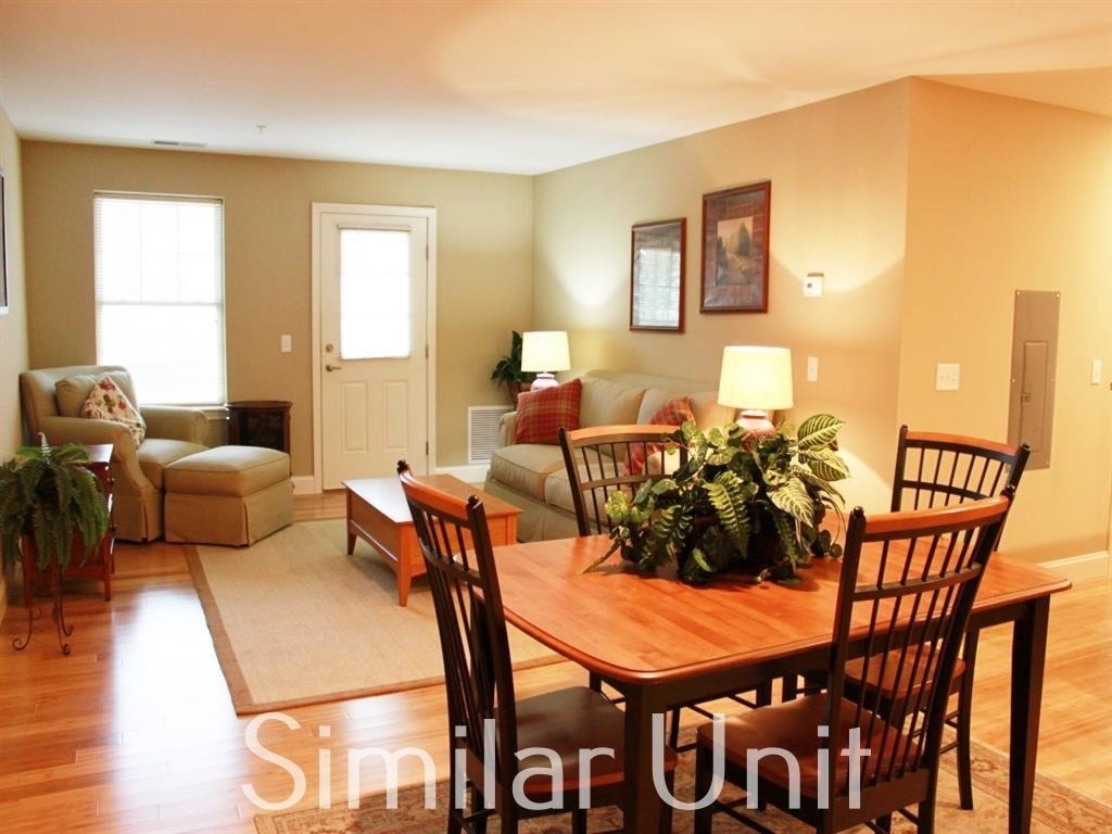 65 Provencal - Photo 9