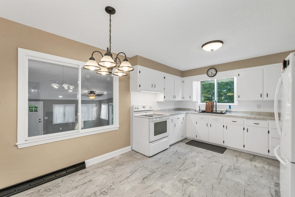1 Mockingbird Hill - Photo 10