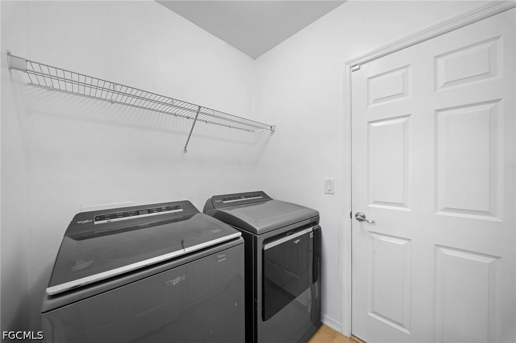 10464 Canal Brook Lane - Photo 14