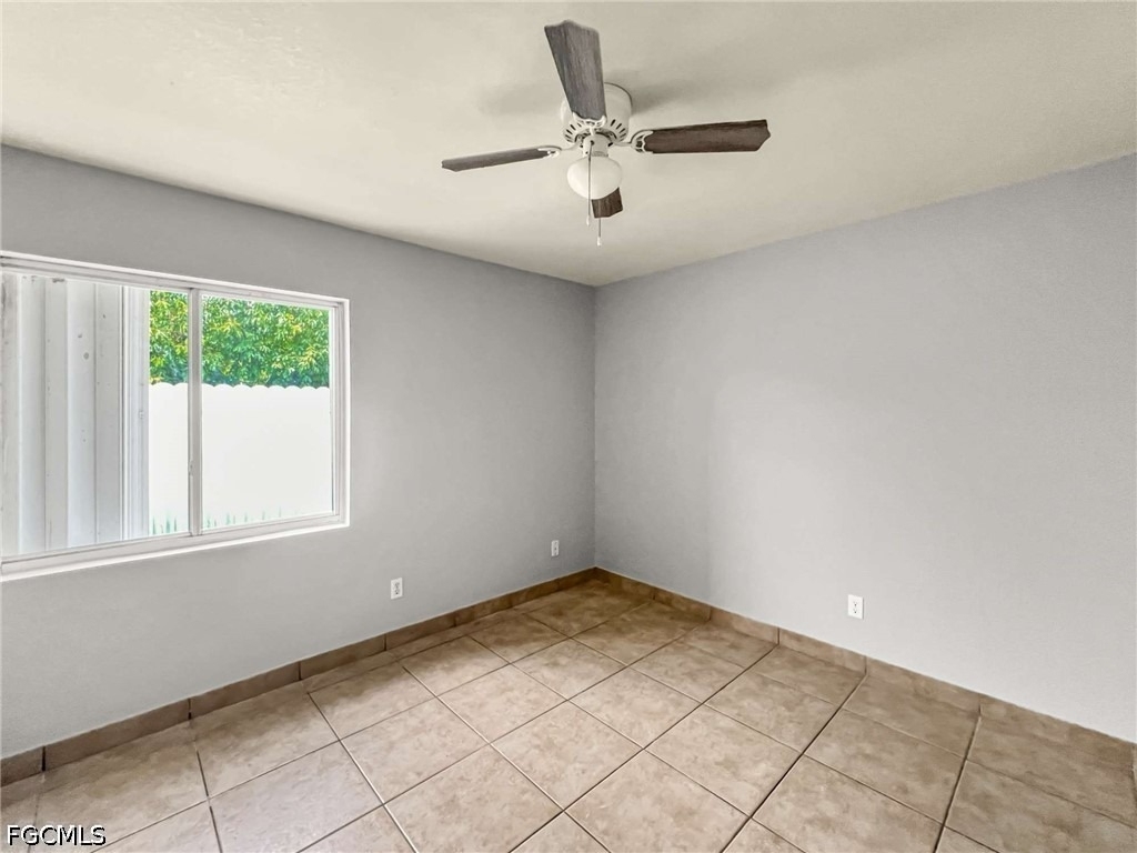 1321 Se 8th Avenue - Photo 15
