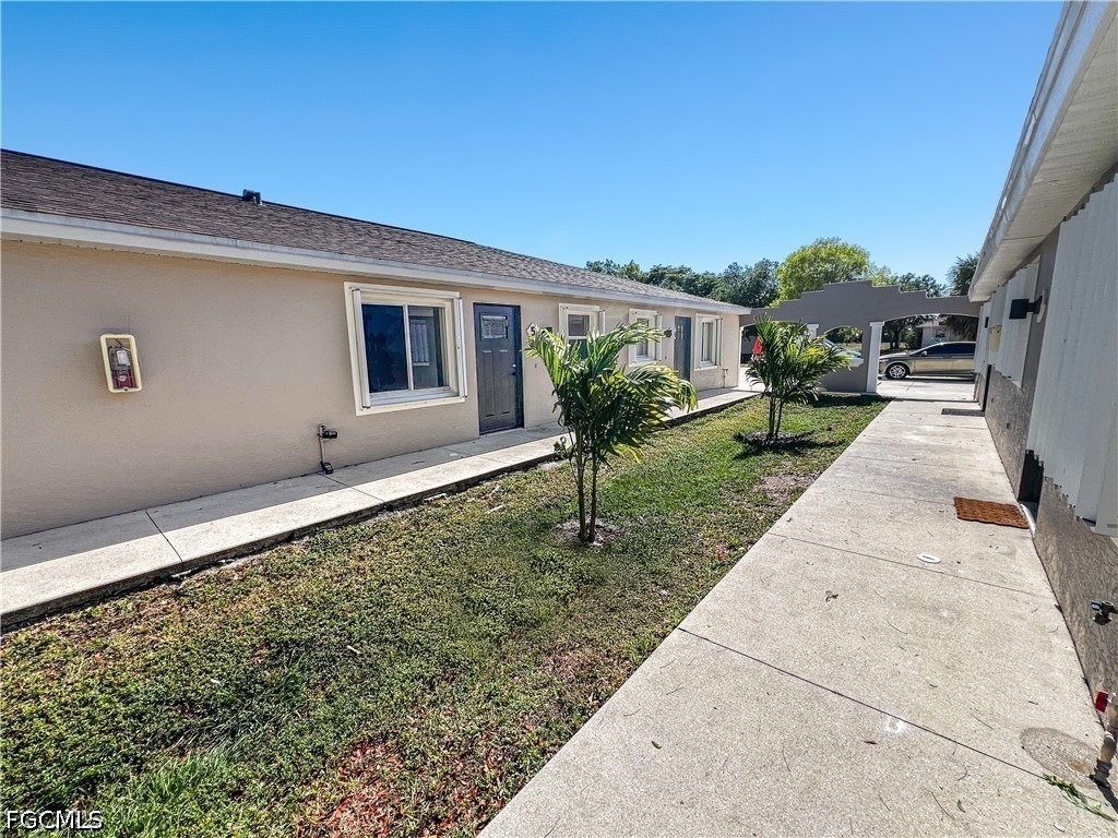 1321 Se 8th Avenue - Photo 2