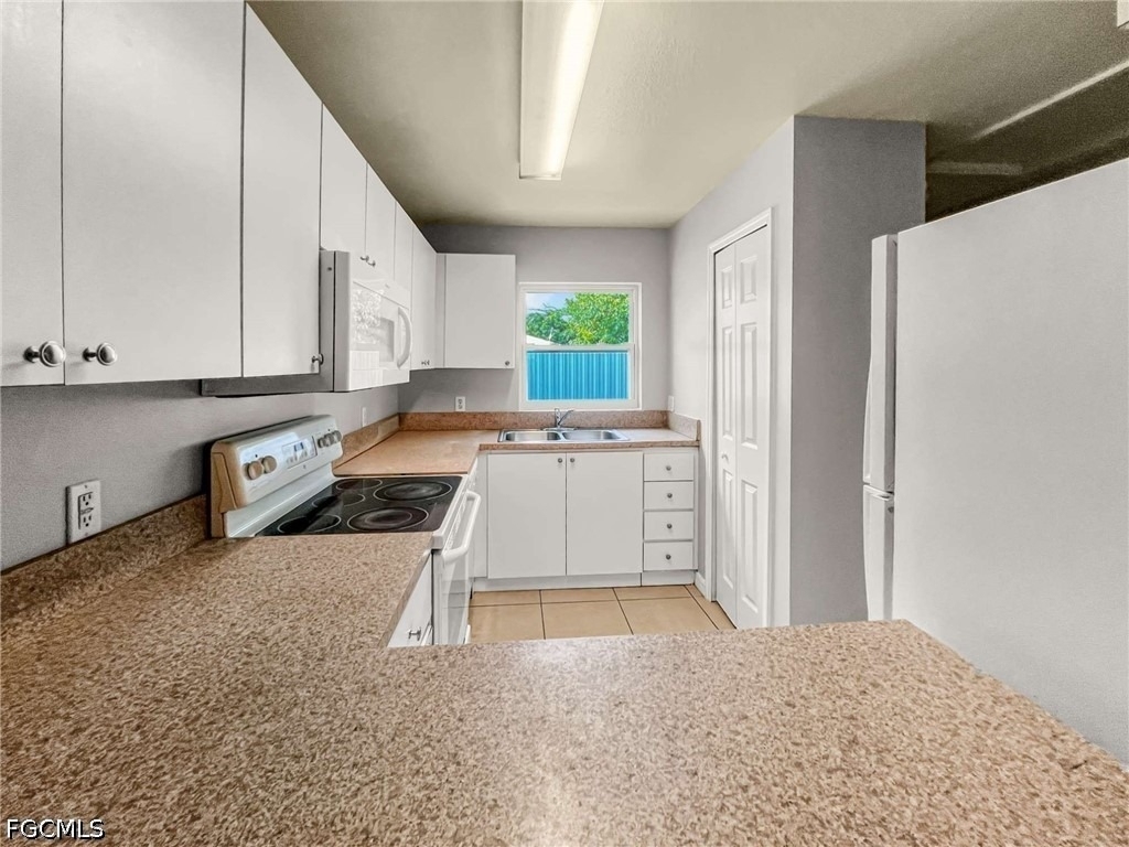 1321 Se 8th Avenue - Photo 19