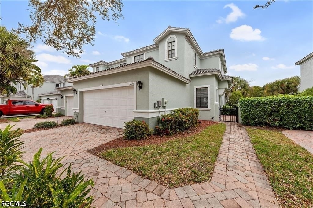 14764 Pinnacle Place - Photo 1