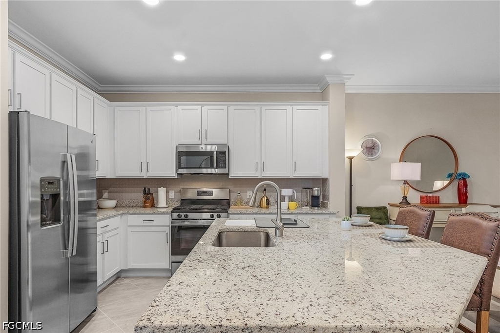 15120 Cortona Way - Photo 5