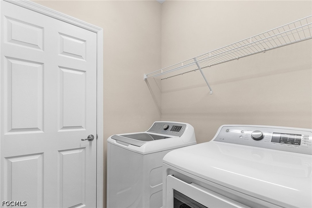 15120 Cortona Way - Photo 20