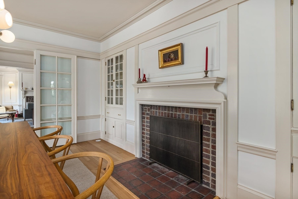 910 Central - Photo 15