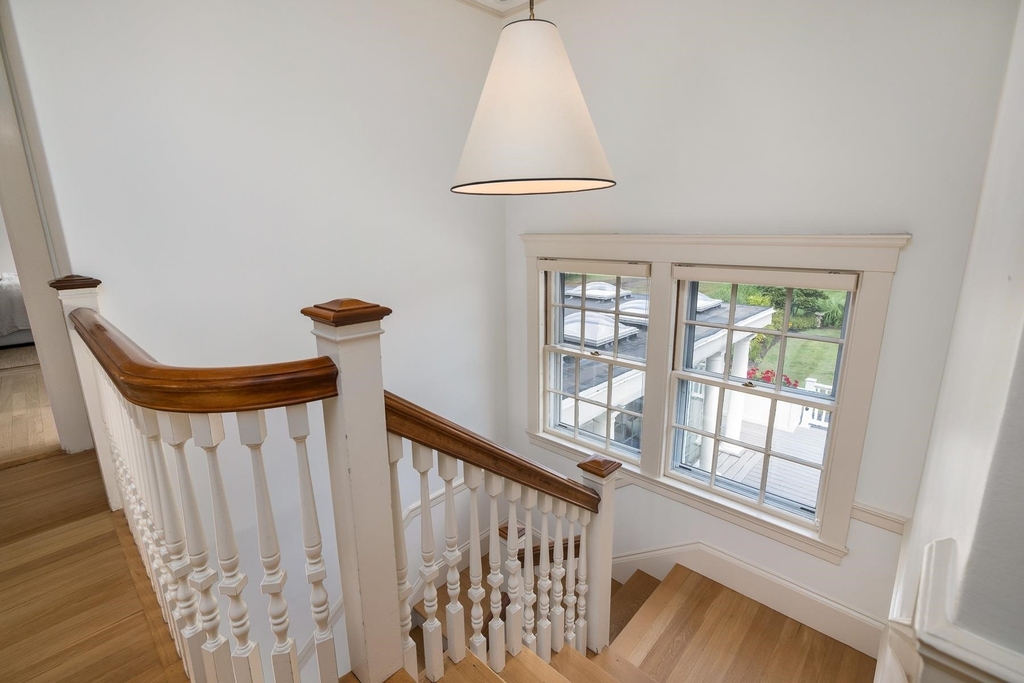 910 Central - Photo 30