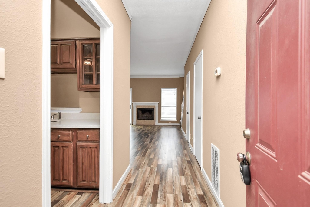 12400 Brookglade Circle - Photo 4