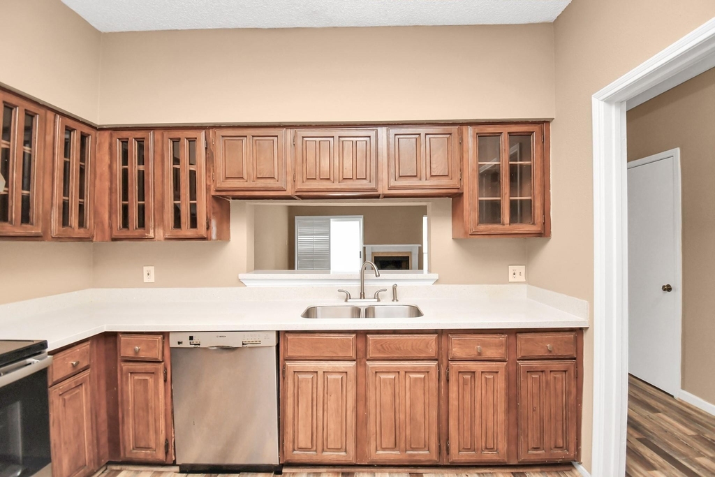 12400 Brookglade Circle - Photo 11