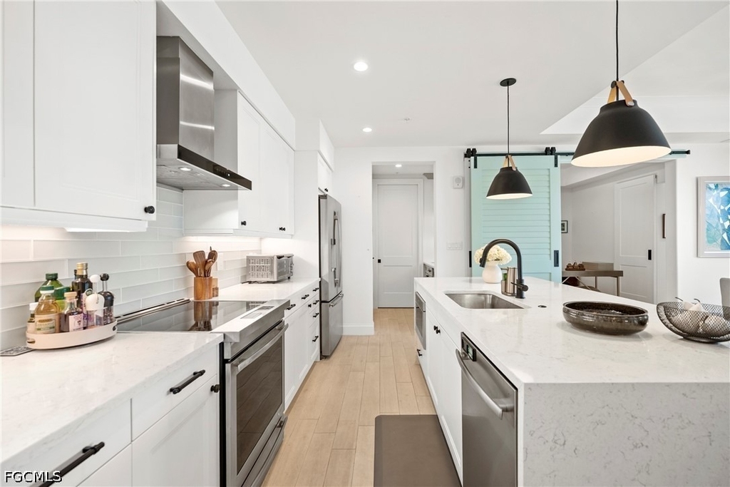 1111 Central Avenue - Photo 3