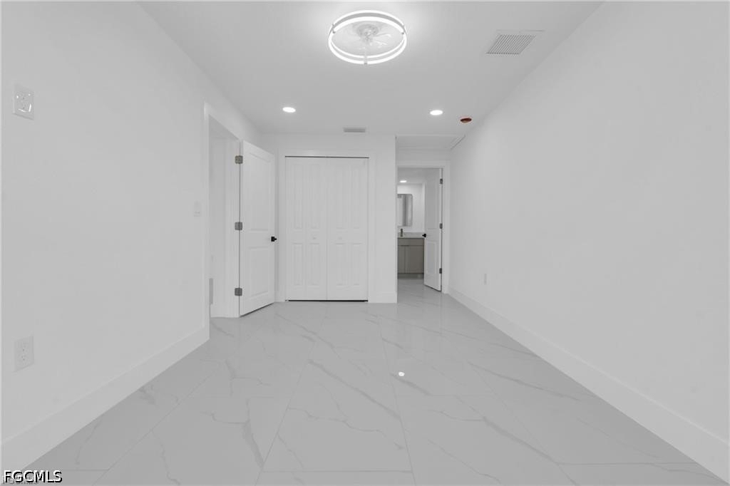 356 New York Drive - Photo 15