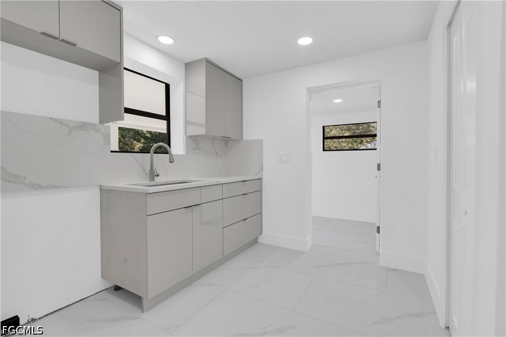 356 New York Drive - Photo 6