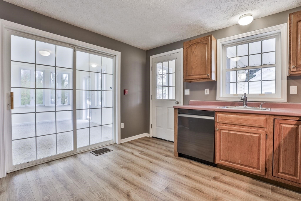 54 Vandora - Photo 17