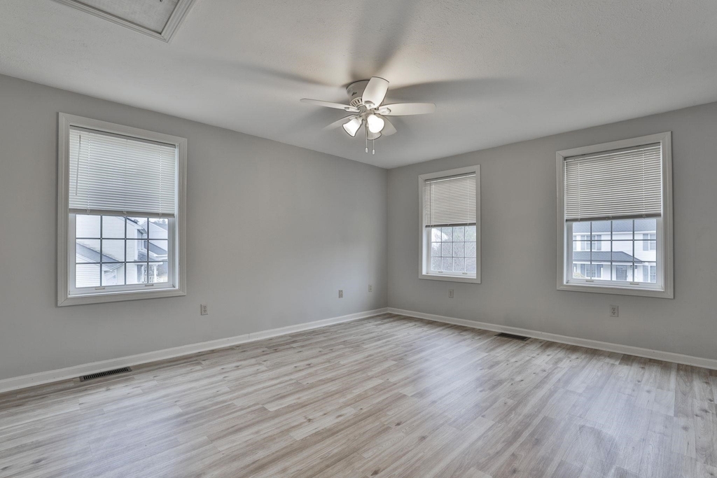 54 Vandora - Photo 26